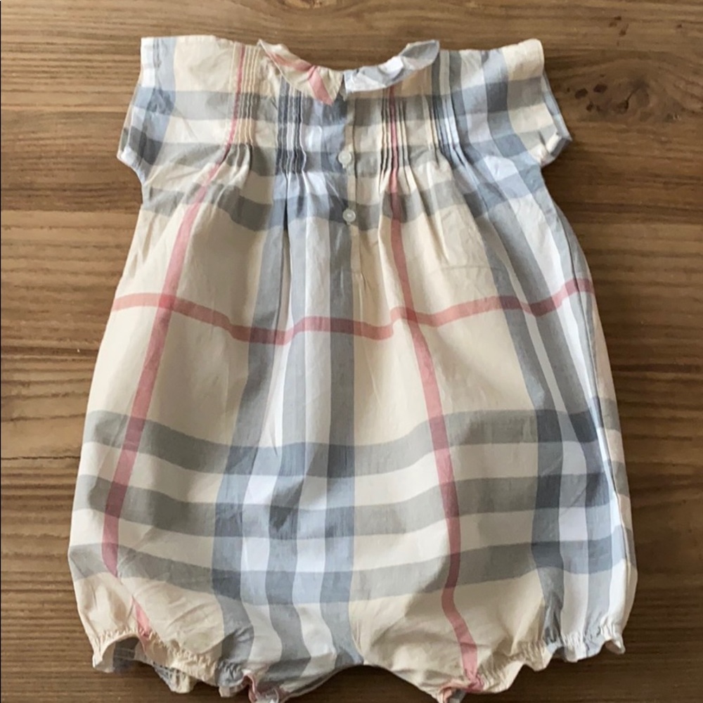 Fabulous Burberry Romper - Picture 3 of 4